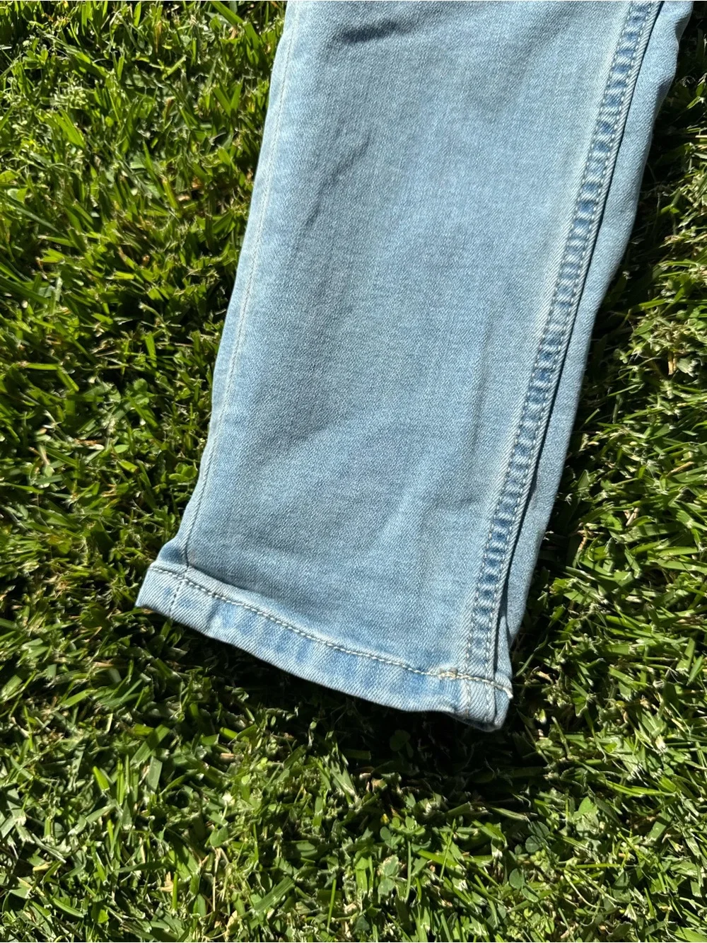 Light Blue Distressed Girl’s Jeans